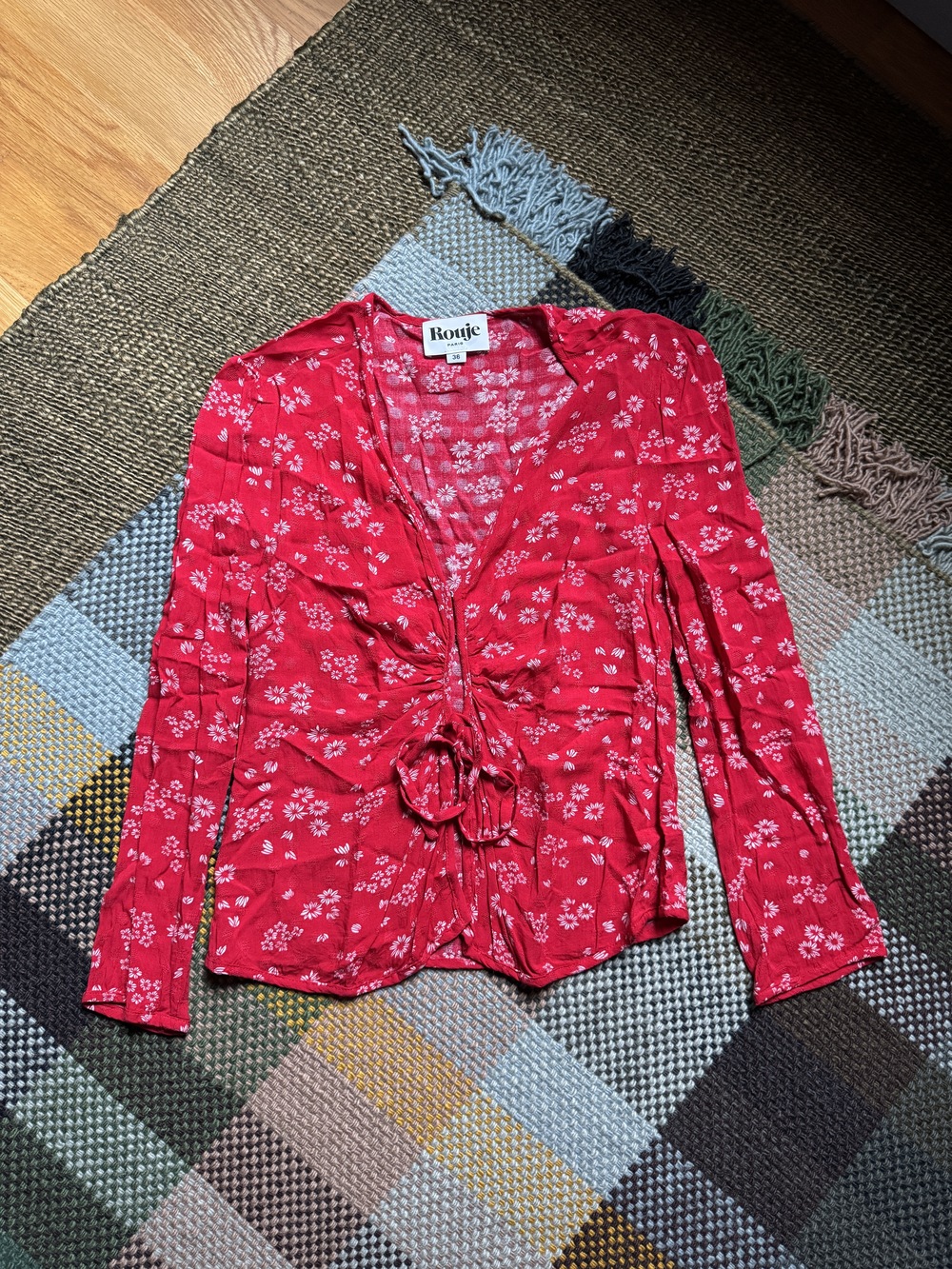Rouje Red Floral Tie Front Blouse Sz 36